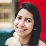 前国脚王教练 - 身穿运动服的前职业足球运动员